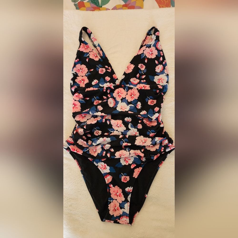 Cupshe Swimsuit Medium